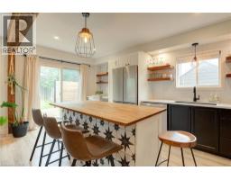 799 COMMONWEALTH Crescent - 17