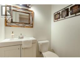 799 COMMONWEALTH Crescent - 26