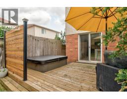 799 COMMONWEALTH Crescent - 27