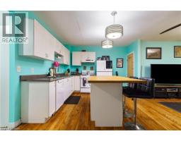 219 AVONDALE Street - 9