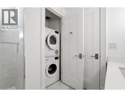 2060 LAKESHORE Road UnitNo. 310 - 10