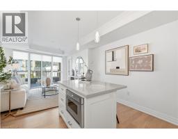 2060 LAKESHORE Road UnitNo. 310 - 15