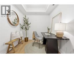 2060 LAKESHORE Road UnitNo. 310 - 8
