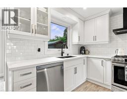 10 ROLLING ACRES Drive - 13