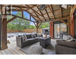 10 ROLLING ACRES Drive - 44