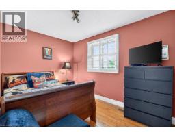 102 BIRCHLAWN Drive - 25