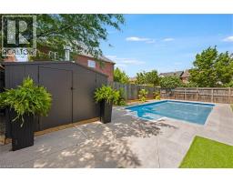 33 DEWSBURY Way - 34