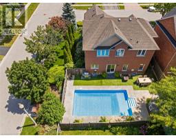33 DEWSBURY Way - 37