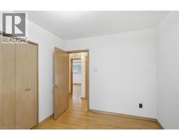 44 MCDONALD Court - 16