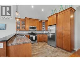 12 SILVERWOOD Avenue - 17