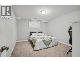 12 SILVERWOOD Avenue - 30