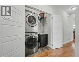 12 SILVERWOOD Avenue - 8
