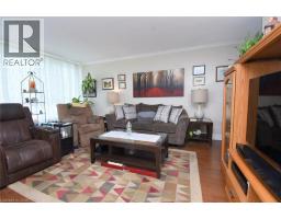 75 QUEEN Street N UnitNo. 1204 - 6
