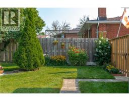 22 MOUNTFORD Drive - 32