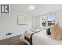 403 WESTWOOD Drive UnitNo. 16 - 17