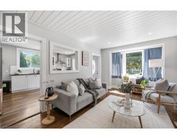 47 BRUCEDALE Avenue E - 11