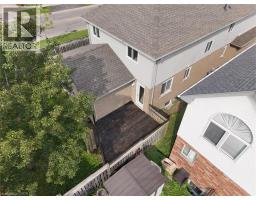 3 APPLE RIDGE Drive - 44
