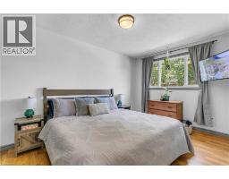 12 EARL Drive - 14