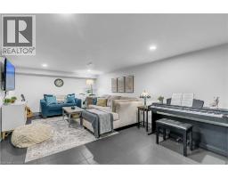 12 EARL Drive - 18