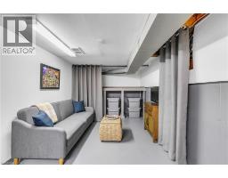12 EARL Drive - 24