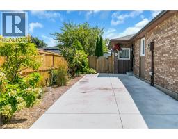 12 EARL Drive - 4