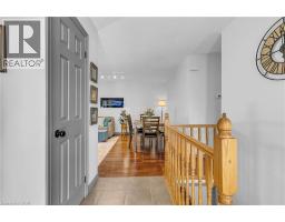 12 EARL Drive - 5