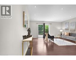 421 BAIRSTOW Crescent - 8