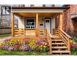 35 DUNDAS Street - 2