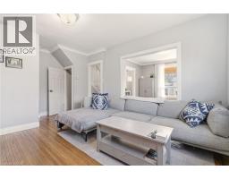 35 DUNDAS Street - 6