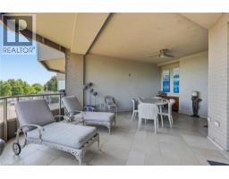174 MOUNTAIN PARK Avenue UnitNo. 2W - 11