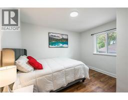 7 PUTNEY Road - 18