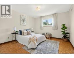 118 POTTRUFF Road S - 19