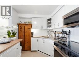 8 WOODMAN Drive S UnitNo. 708 - 6