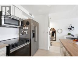 8 WOODMAN Drive S UnitNo. 708 - 7