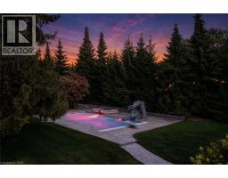 21 KERMAN Avenue - 45