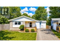 22 BLACKHORNE Crescent - 1