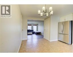 22 BLACKHORNE Crescent - 10