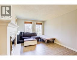 22 BLACKHORNE Crescent - 13