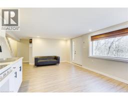 22 BLACKHORNE Crescent - 23