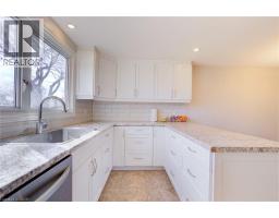 22 BLACKHORNE Crescent - 7