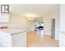 22 BLACKHORNE Crescent - 8