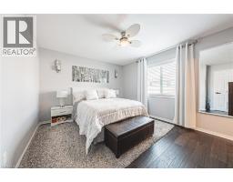 142 BRADLEY Avenue - 21