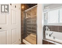 142 BRADLEY Avenue - 25