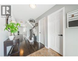 142 BRADLEY Avenue - 4