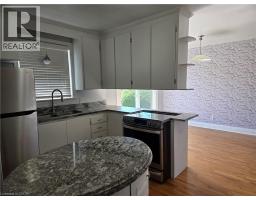 48 MOUNTAIN Avenue N - 2
