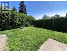 48 MOUNTAIN Avenue N - 33