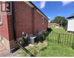 48 MOUNTAIN Avenue N - 36