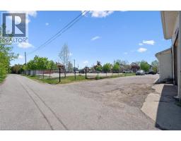 202 BREITHAUPT Street - 10