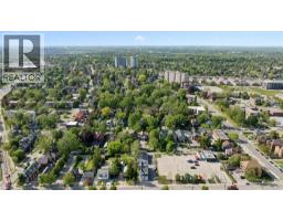 202 BREITHAUPT Street - 18