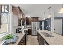 380 THAYER Avenue - 15
